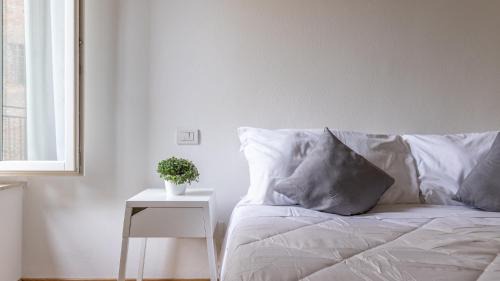 Carpi Apartment | [Piazza Martiri]-In pieno centro sotto al Castello