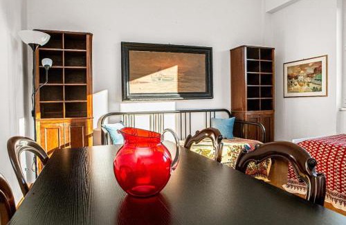 Sestri Levante Apartment | Piazza Repubblica Elegante Appartmento