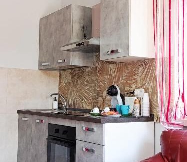 Busso Apartment | PIAZZA SANTANGELO - Home -