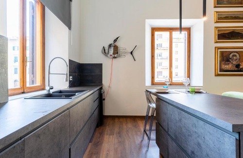 Venezia Nuova Apartment | Piccola Venezia Canal View Charming Flat