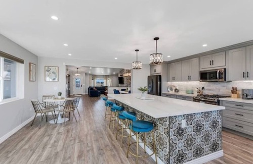 Flagstaff House | Pickleball Court & Hot Tub | Mountain Home