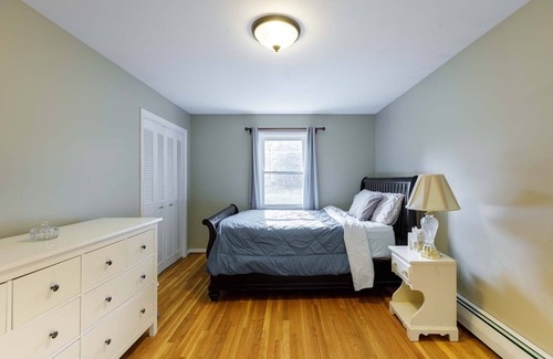 Avon House | Picture Perfect 3 bedroom Ranch with Two-Car Garage