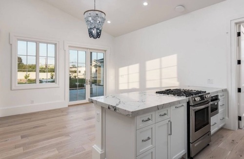 Camelback East House | Picturesque Camelback Mountain Views- Guest House Prívate Entrance