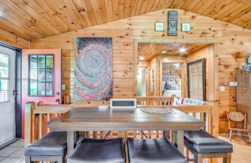 Phoenix House | Picturesque Phoenix Vacation Home on Oswego River!