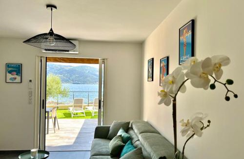 Casaglione Apartment | PIEDS DANS L'EAU, TIUCCIA, appartement 2-4 pers