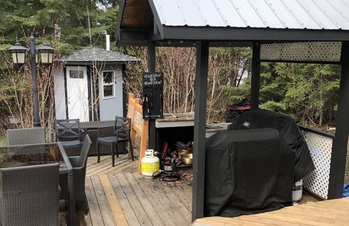 Northern Ontario Cottage | Pier 6 - Ultimate 5 bedroom family destination on beautiful Shoal Lake/LOTW ON