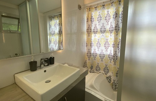 Bauan Hotel | Pier Uno Dive Resort