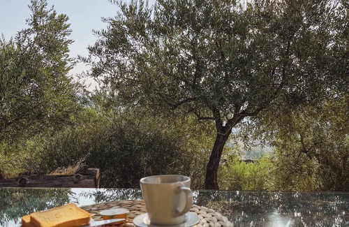 Torre de' Passeri Apartment | Pietra Pizzuta Country House "Maiella" in the heart of Abruzzo. 1 pool