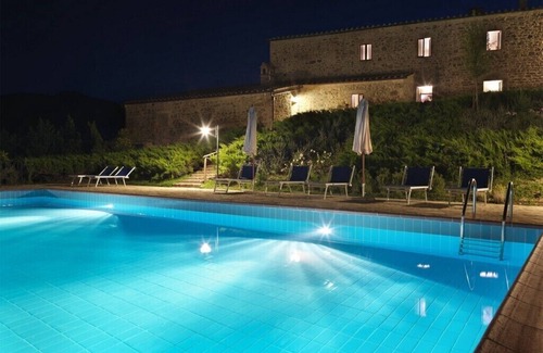 Casole d'Elsa Apartment | Piettorri Cipresso In Casole d'elsa, Tuscany