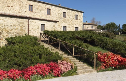 Casole d'Elsa Apartment | Piettorri Glicine In Casole d'elsa, Tuscany