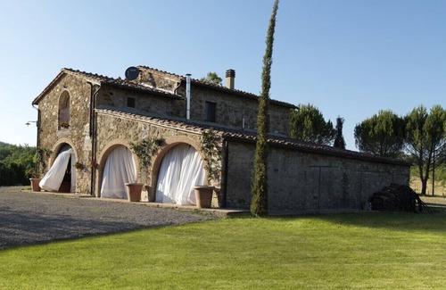 Casole d'Elsa Apartment | Piettorri Glicine In Casole d'elsa, Tuscany