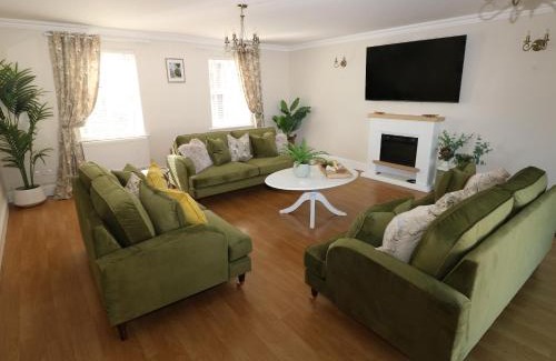 St Ishmaels House | Piglet Cottage