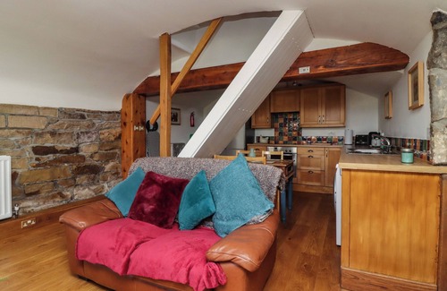 Hebden Bridge Cottage | PIKE VIEW COTTAGE, pet friendly, with open fire in Heptonstall