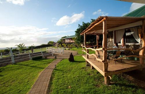 Hanga Roa Hotel | Pikera Uri Eco Lodge