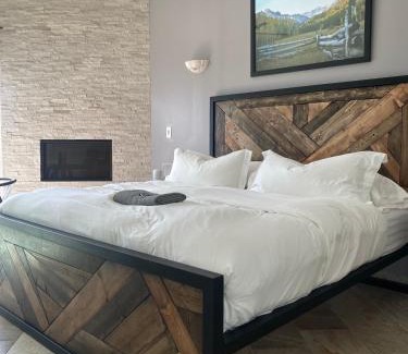 Woodland Park Bed & Breakfast | Pikes Peak Paradise Bed and Breakfast