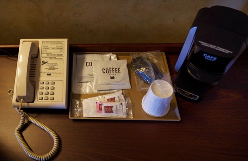 Lee Hotel | Pilgrim Inn