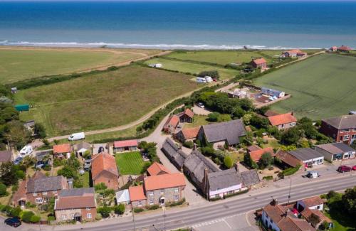 Bacton House | Pilgrims Progress