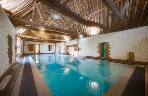 Bacton House | Pilgrims Progress