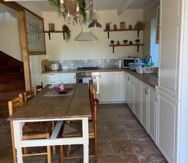 Plouguenast House | Pinabre Farmhouse