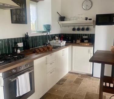 Plouguenast House | Pinabre Rose Cottage