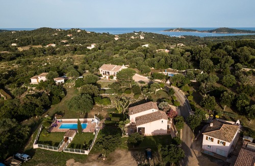 Pinarellu Villa | PINARELLO RENTS VILLA F3 CLIMATISEE