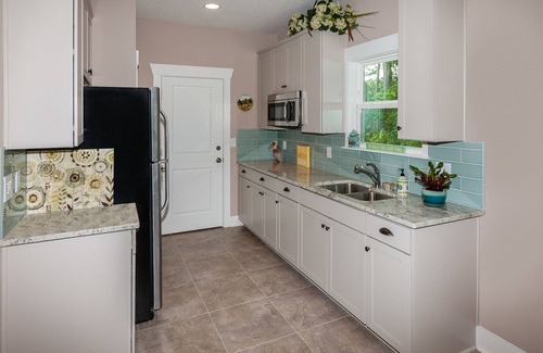 St. Augustine House | PINE BREEZE COTTAGE - A Beautiful Place To Rest Your Head