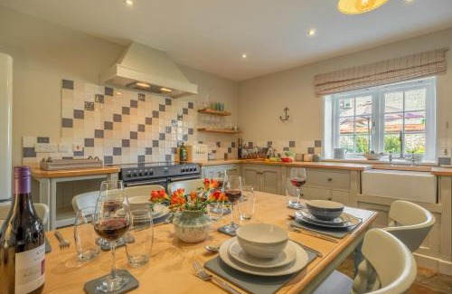 Thornham House | Pine Cottage