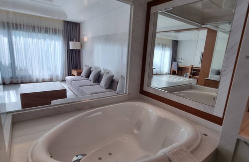 Jangyu-myeon Hotel | Pine Grove Hotel