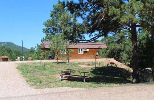 Rockerville Cabin | Pine Haven Lodging