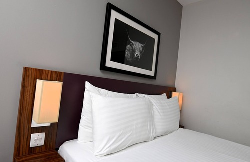 Dunbar Hotel | Pine Marten, Dunbar by Marston's Inns