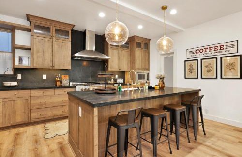 The Village House | Pine meadow village castle #2301