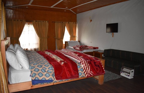 Shogran Hotel | Pine Park Hotels & Resorts