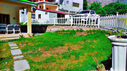 Kohistan Resort | Pine Villa By Green Oaks Cottages