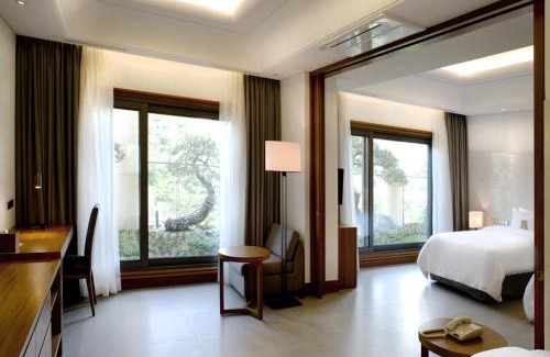 Jangyu-myeon Hotel | Pinegrove Hotel