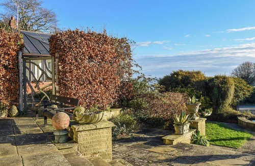 St Margaret's at Cliffe Cottage | Pines Cottage - UK42110