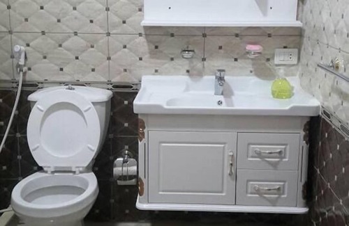 Jeita Bed & Breakfast | Pinewood Hotel