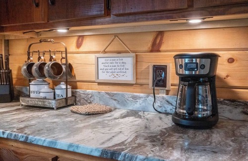 Talladega Cabin | Pinhoti Ridge Retreat Cabin 1, Pinhoti Path