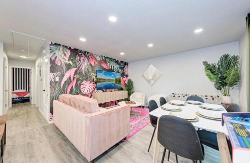 Johnston Terrace House | Pink Fun Home - Minutes to Downtown-AUS