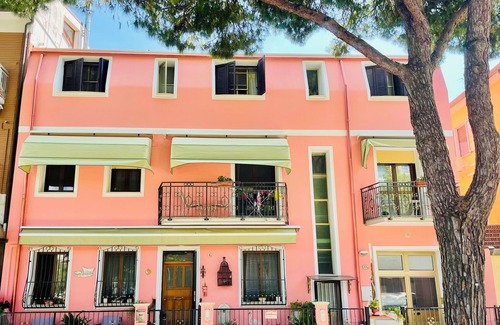 Porto Garibaldi Apartment | Pink House. Quiet, simple, comfortable apartment between harbor and beaches