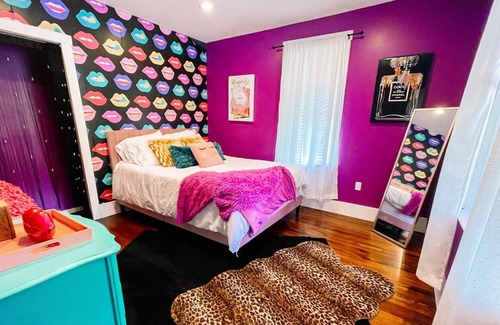 Blandburg House | Pinky's Cottage- Great Location, Boujee Experience