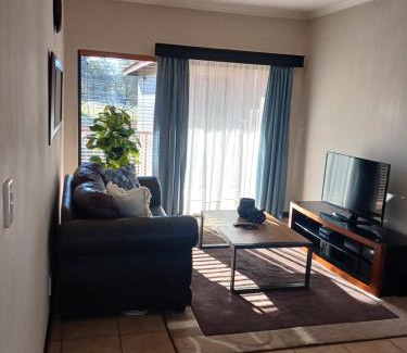 Newcastle Apartment | Pioneer Retreat Apartment