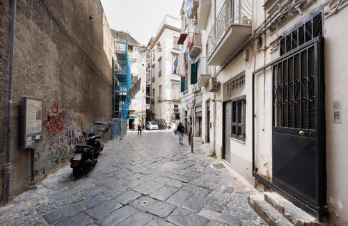 Naples City Centre Apartment | Pisanelli Blu By HouseinNaples