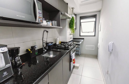 Bras Condo | Piscina borda infinita! Em frente ao metrô Brás.