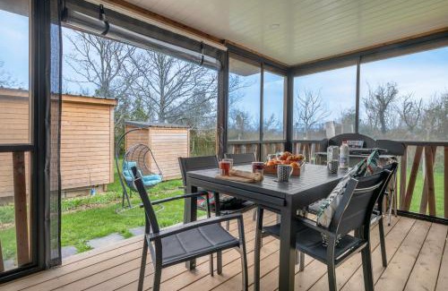 Guerande Ski Chalet | Piscine - Séjour à Guérande - 3 chambres