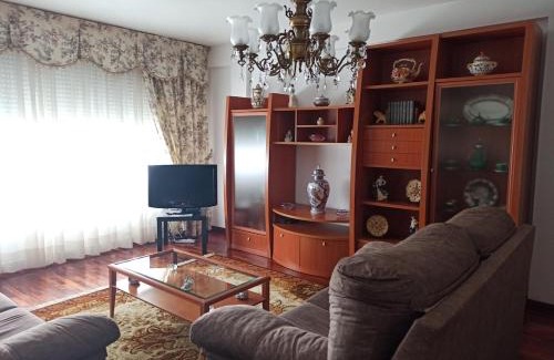 Mugardos Apartment | Piso Amplio y Céntrico en Mugardos