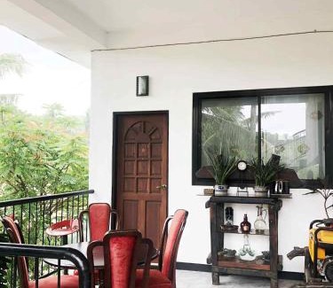 Puerto Galera Bed & Breakfast | Placido's Vacation Home