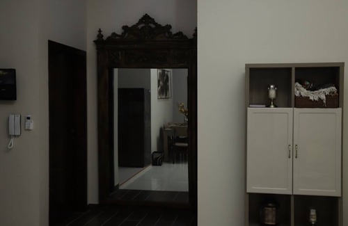 Gulshan-e-Iqbal House | Platinum GF Safe & Secure 24 hours security guards