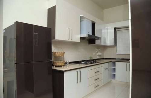 Gulshan-e-Iqbal House | Platinum GF Safe & Secure 24 hours security guards