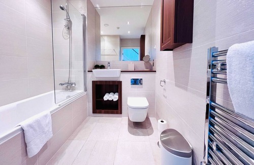 Stratford House | Playful Luxury, London Family Haven