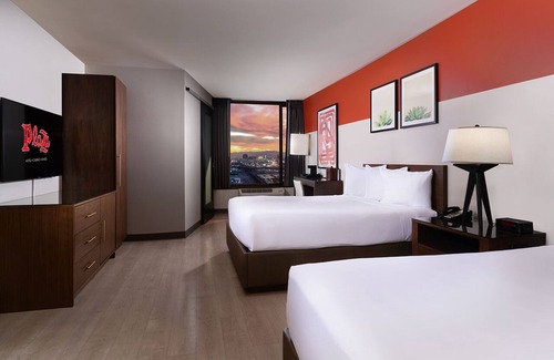 Downtown Las Vegas Hotel | Plaza Hotel & Casino